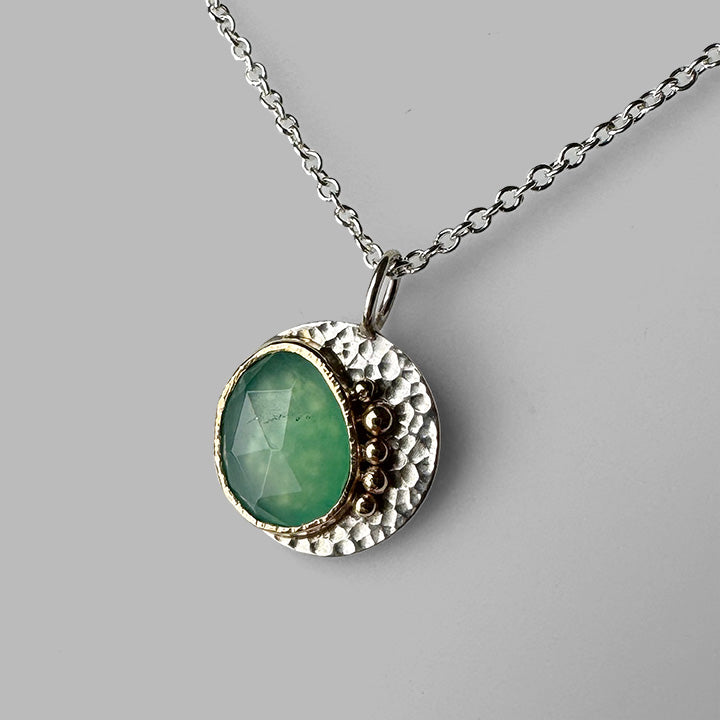 Chrysoprase Roe Necklace