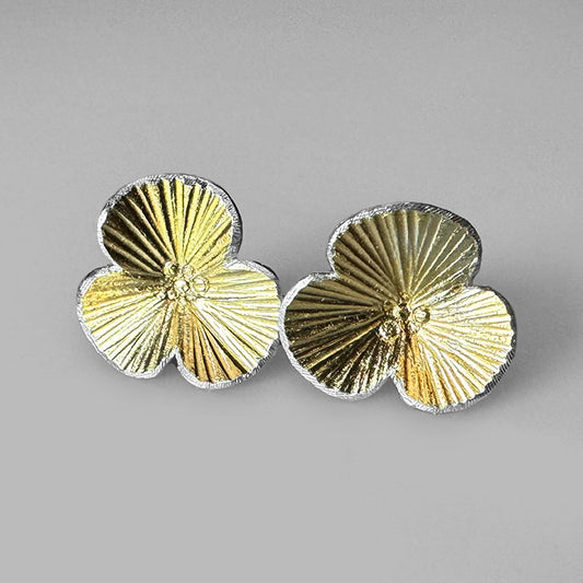 Ditsy Flower Studs