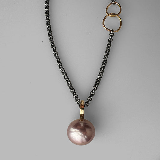 Luna Necklace Lavender Pearl
