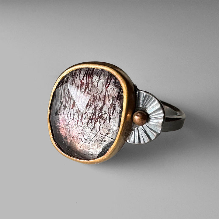 Super Seven Guppy Ring