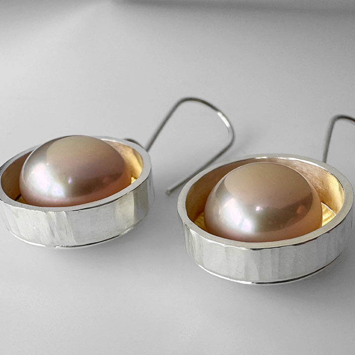 Cora Earrings with Peach Pearls