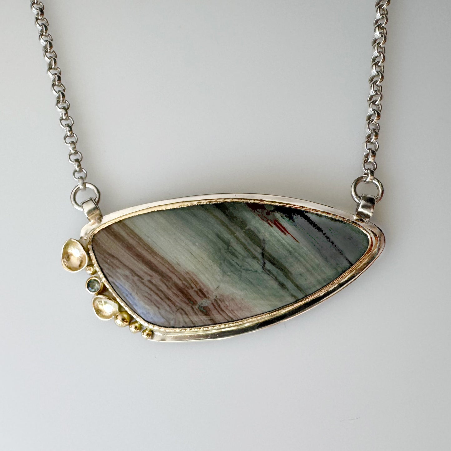 Gary Green Wreath Necklace