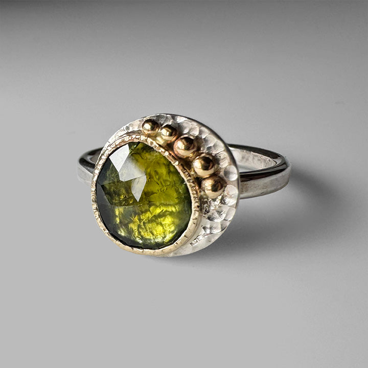 Green Tourmaline Roe Ring