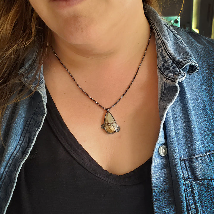 Cherry Creek Jasper Guppy Necklace