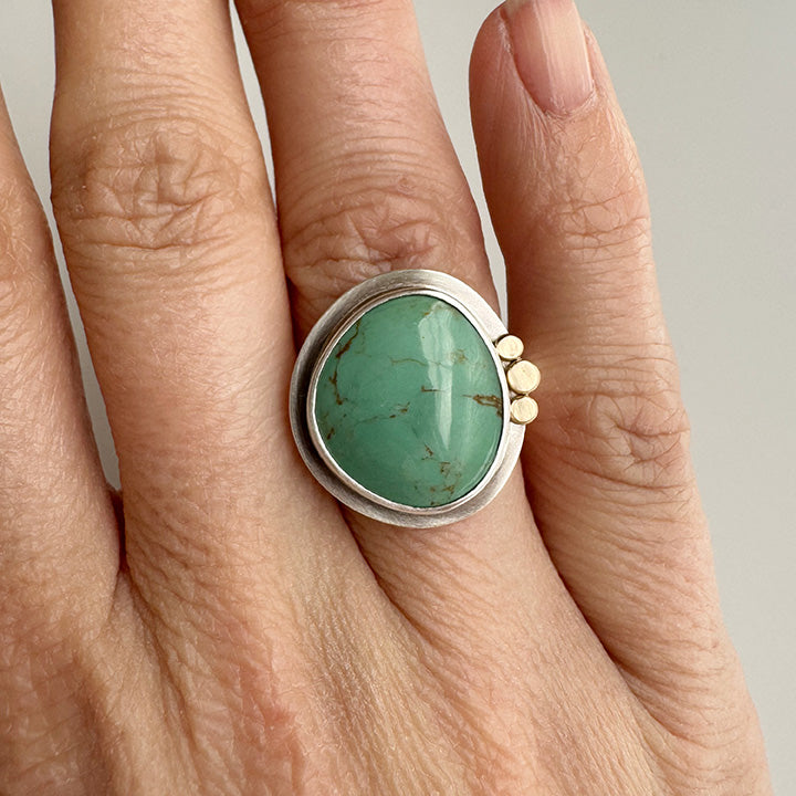 Kingman Turquoise Aura Ring