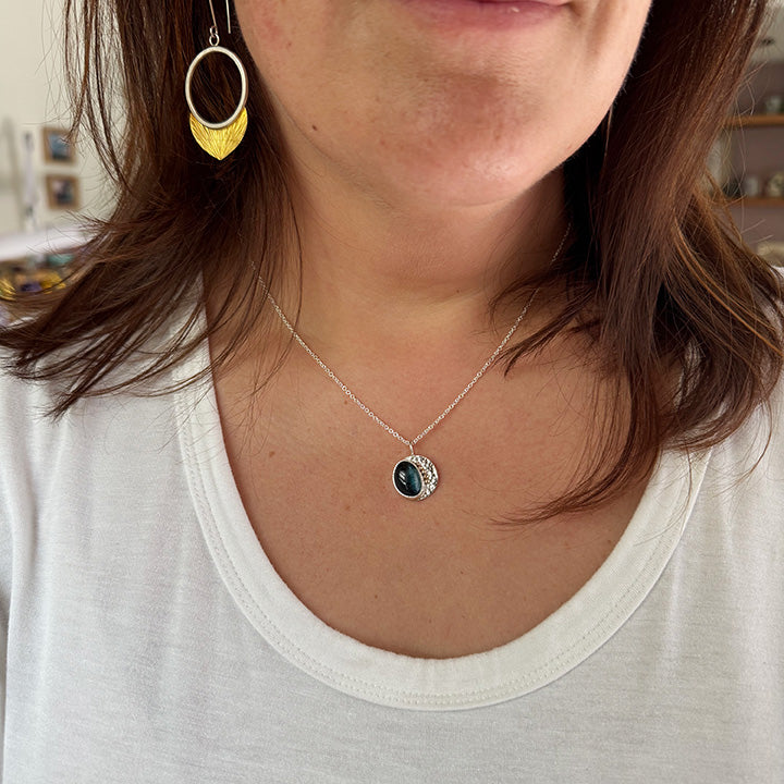 London Blue Topaz Roe Necklace