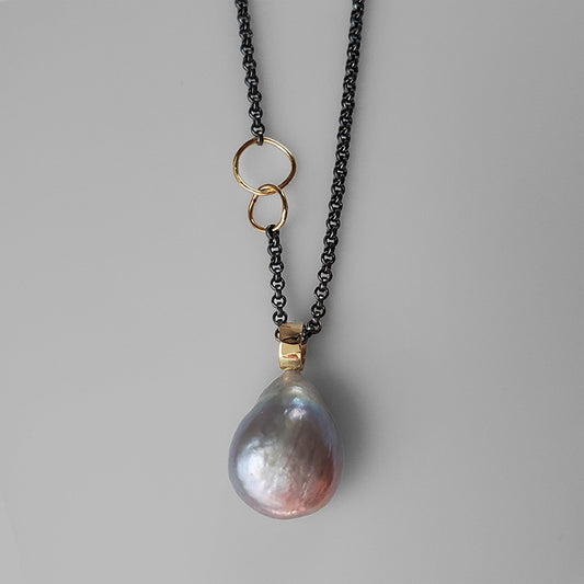 Luna Necklace Grey Pearl