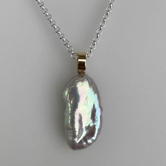 Luna Necklace Grey Pearl