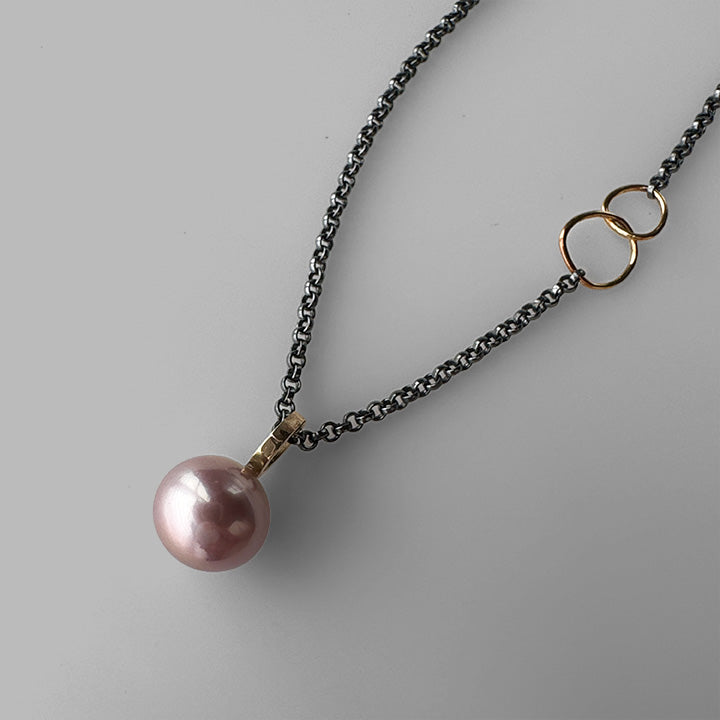 Luna Necklace Lavender Pearl