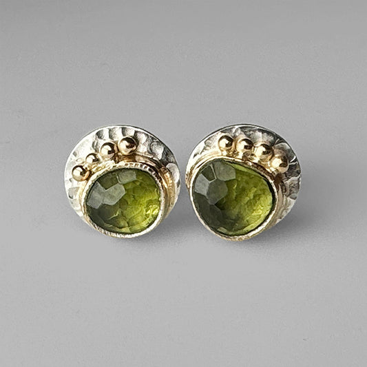 Roe Studs Peridot