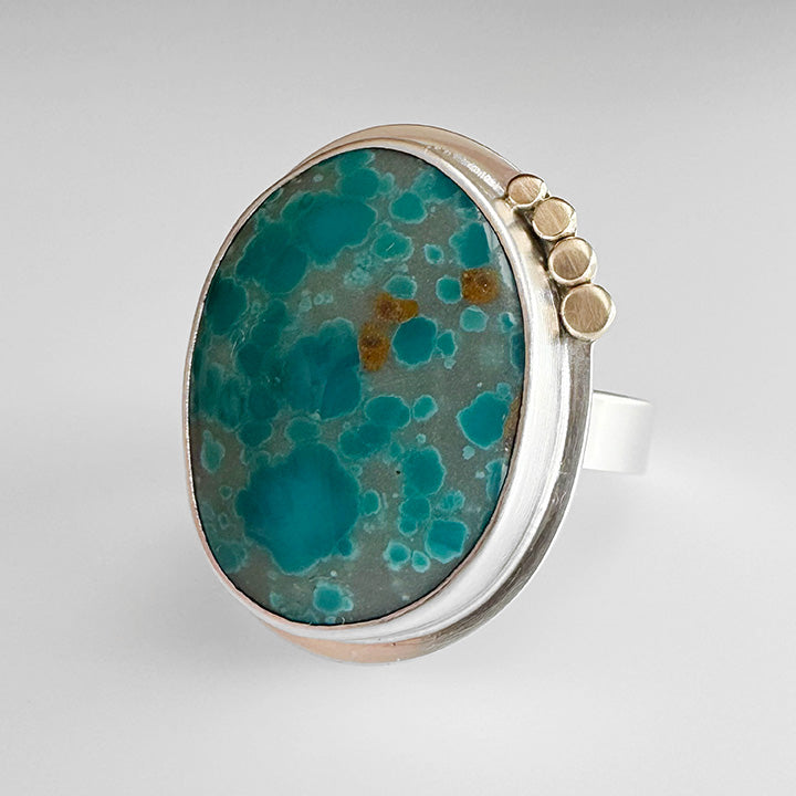 Pilot Mountain Aura Ring