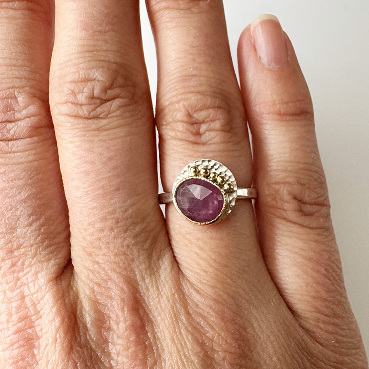 Pink Sapphire Roe Ring