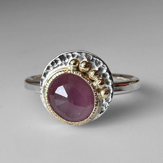 Pink Sapphire Roe Ring