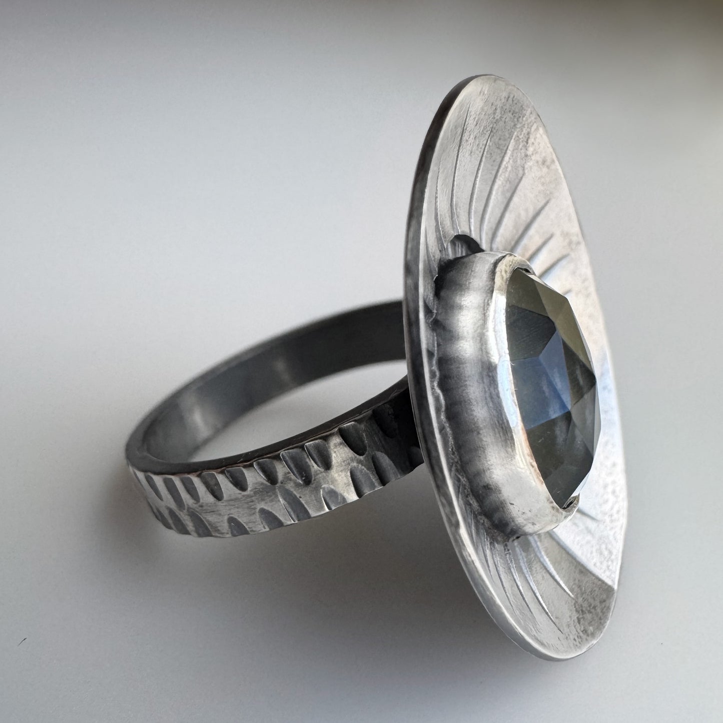 Tahitian Mother of Pearl North Star Ring