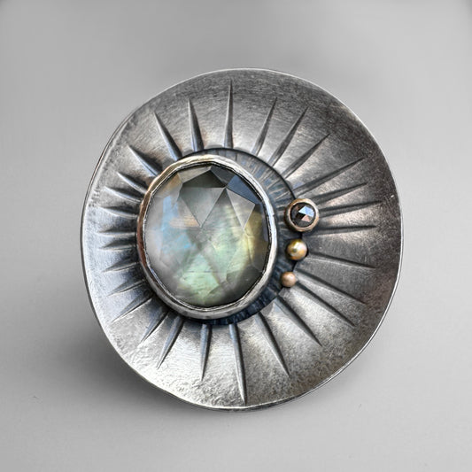 Tahitian Mother of Pearl North Star Ring